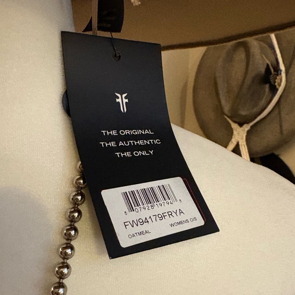 Frye Tan Hat with Pink Rose and Lace Band - Picture 6 of 7